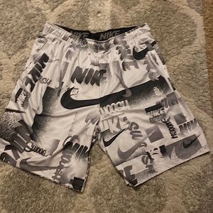 Nike Dri-fit, size x-large